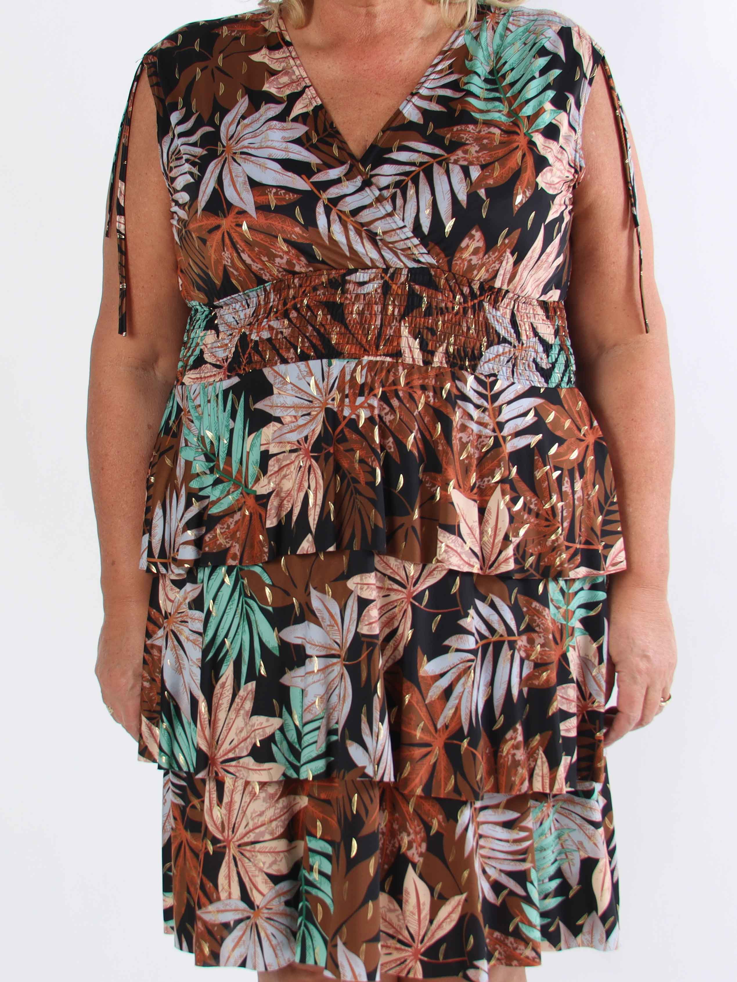 Pams Leaf Frills - Plus size kjole med bladprint og flæser